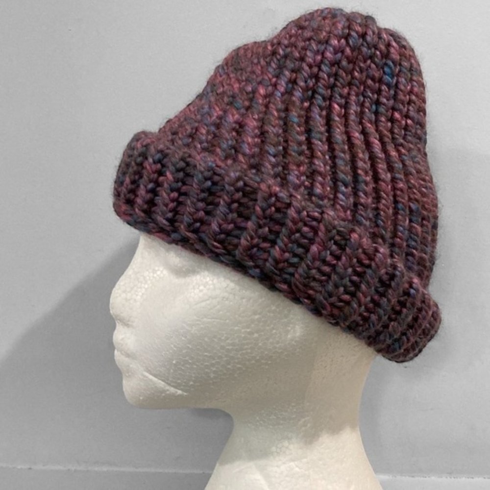 HANDMADE Purple cap hat beanie ​​soft loose knit